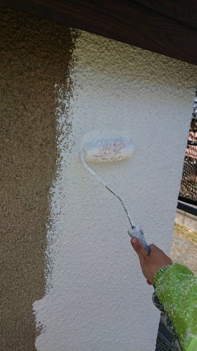 外壁塗装下塗り施工